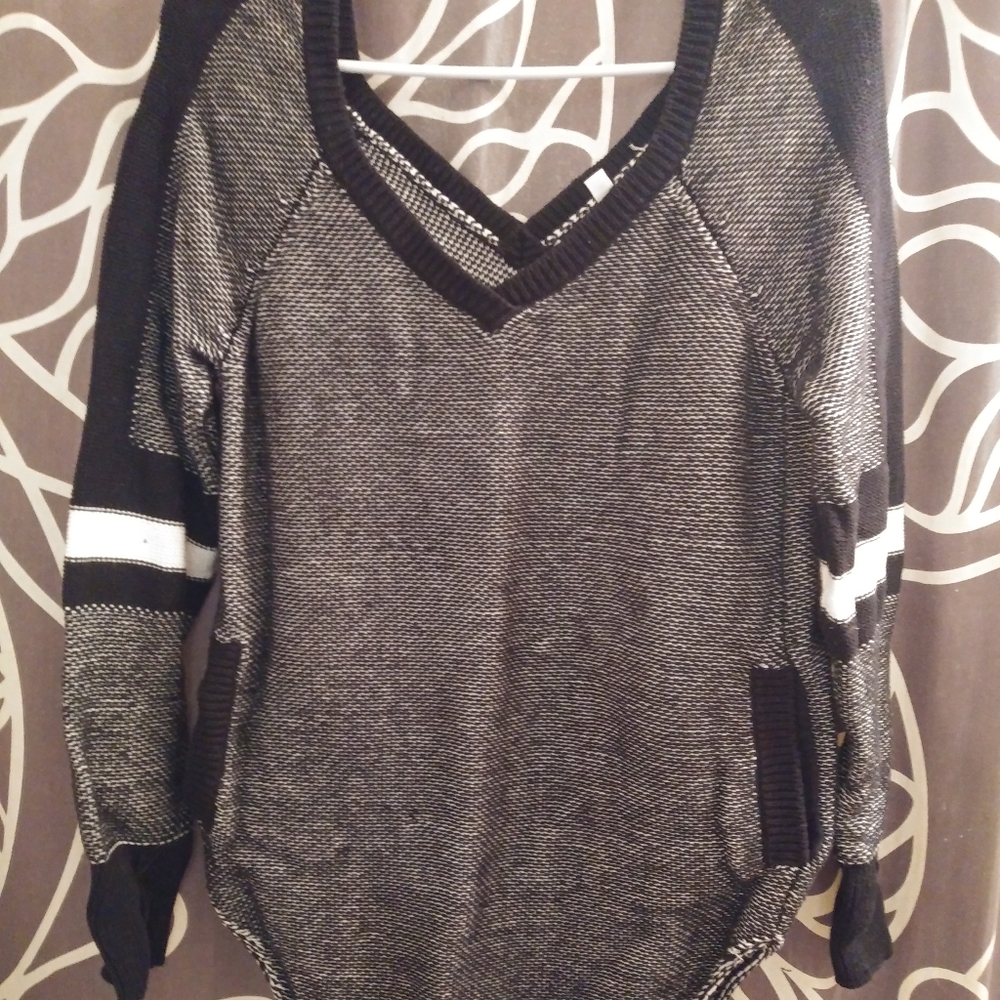 Victorias secret oversized raglan sweater sz s